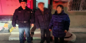 寒夜中的暖光——公园路派出所暖心救助走失老人