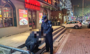 警民情深：哈尔滨多地派出所民警暖心救助群众